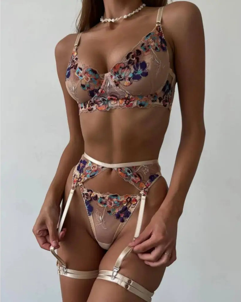 Floral Lace Temptation Set | Lavah Intimates