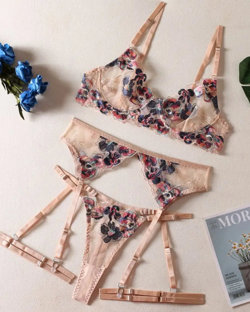 Floral Lace Temptation Set | Lavah Intimates