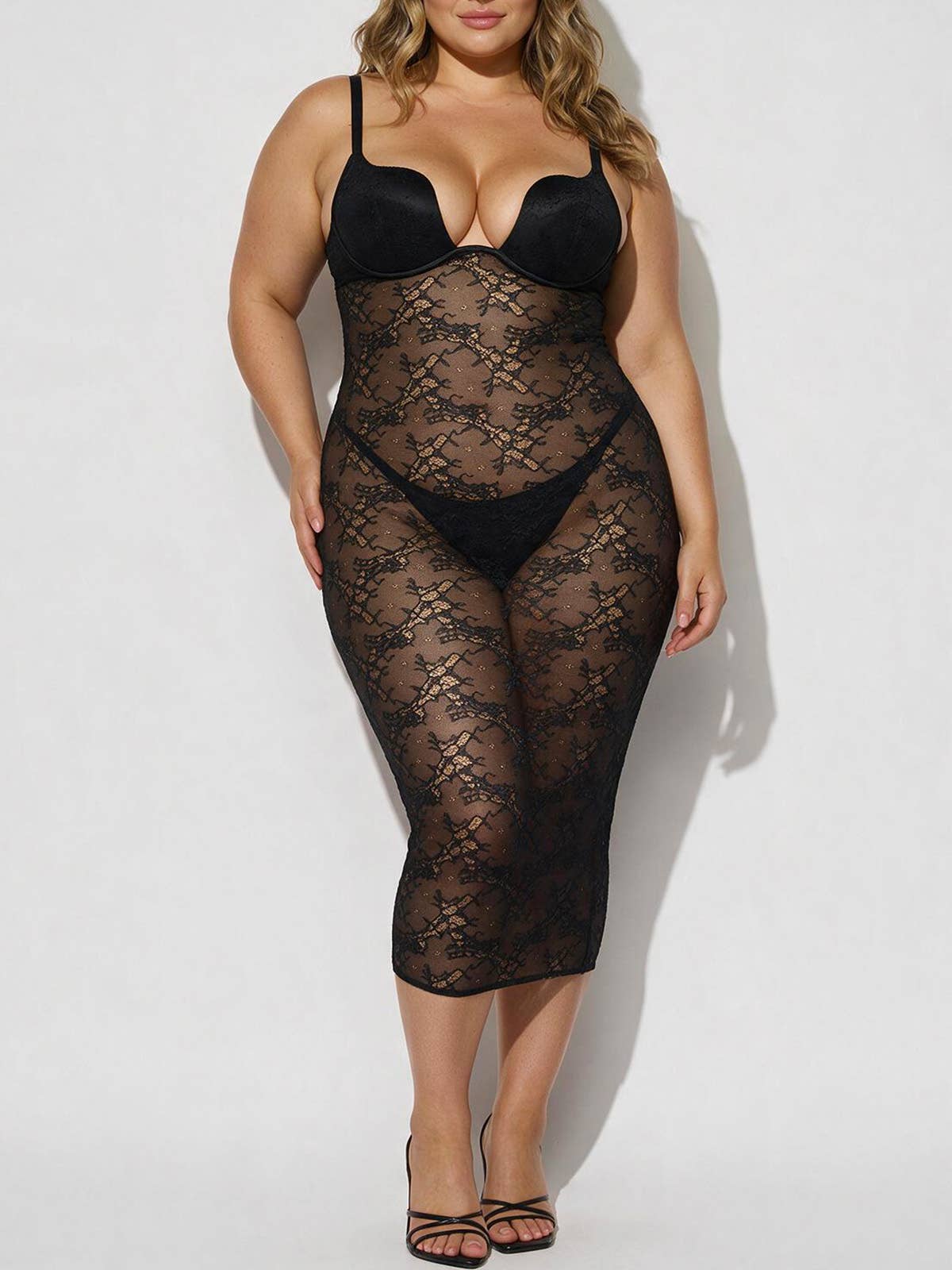 Yvone Lace Plunge Push Up Gown