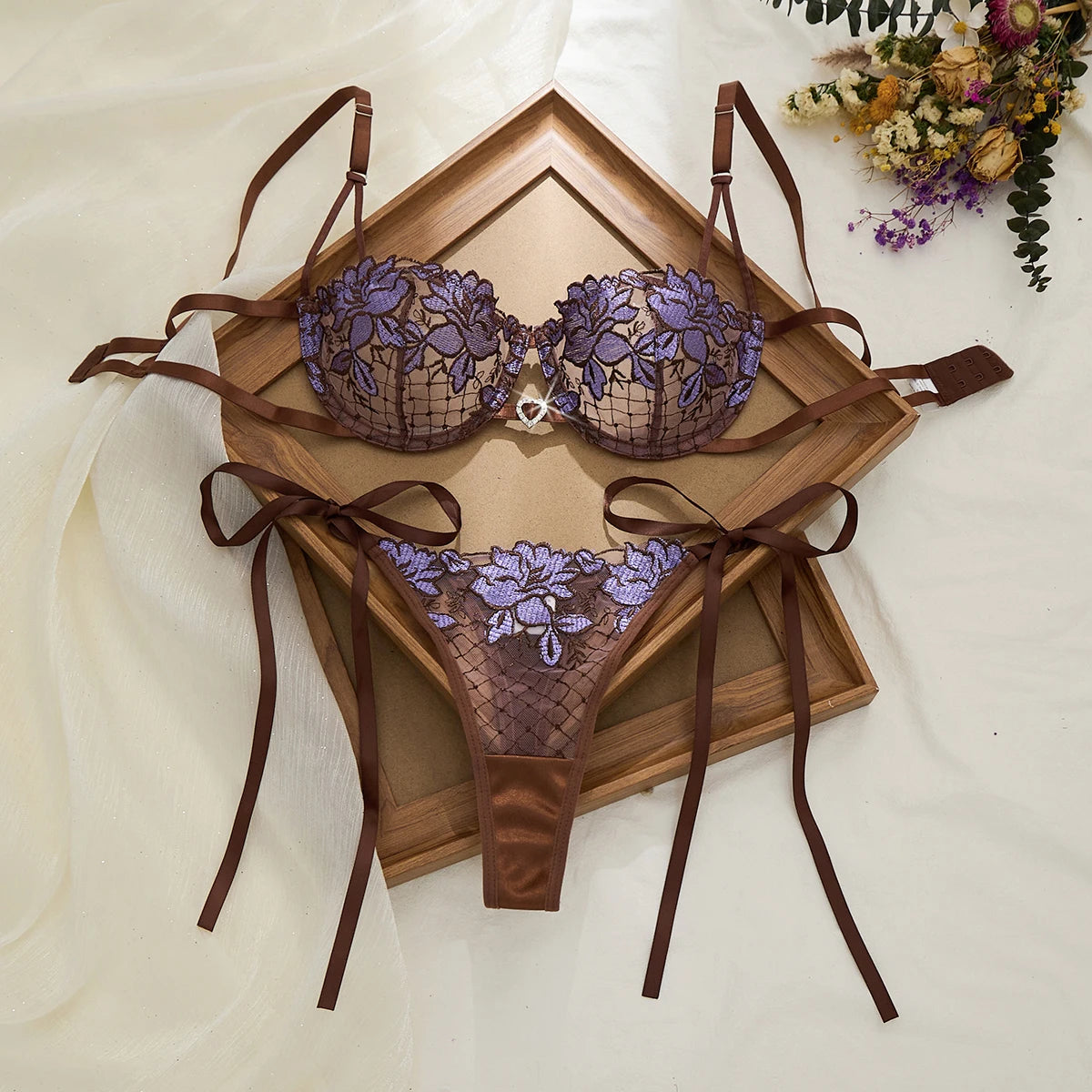 Iris Embroidered Balconette Set